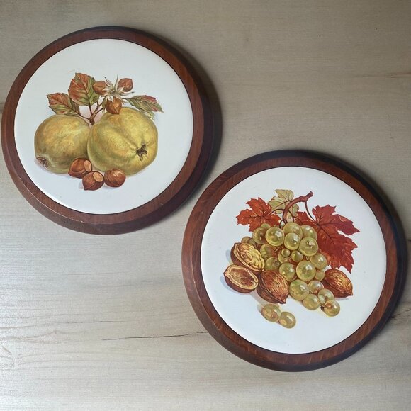 Set of 2 VTG ceramic tile wooden trivet tiles round fruit nuts rustic farmhouse - Picture 1 of 7